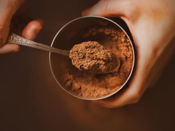 Kakaopulver: Der geheime Verbündete gegen Fettleber und überflüssige Kilos, den die meisten ignorieren Kakaopulver: Der geheime Verbündete gegen Fettleber und überflüssige Kilos, den die meisten ignorieren